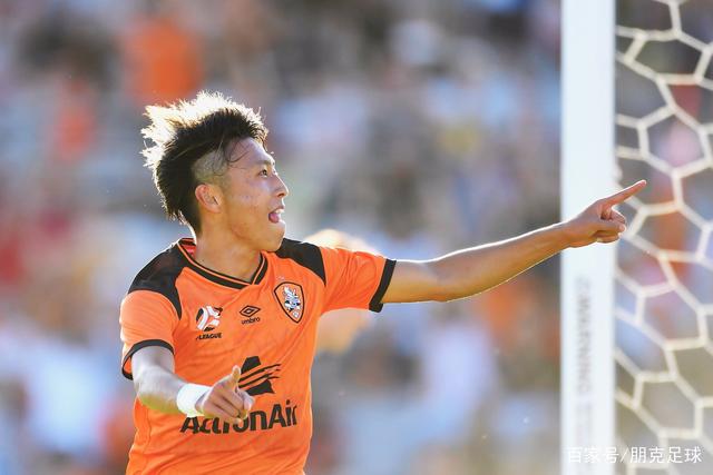 詹姆斯25+7+10拉塞尔27+10 湖人大胜老鹰回第9