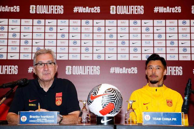 阿莫林：相信自己是曼联主帅最合适人选